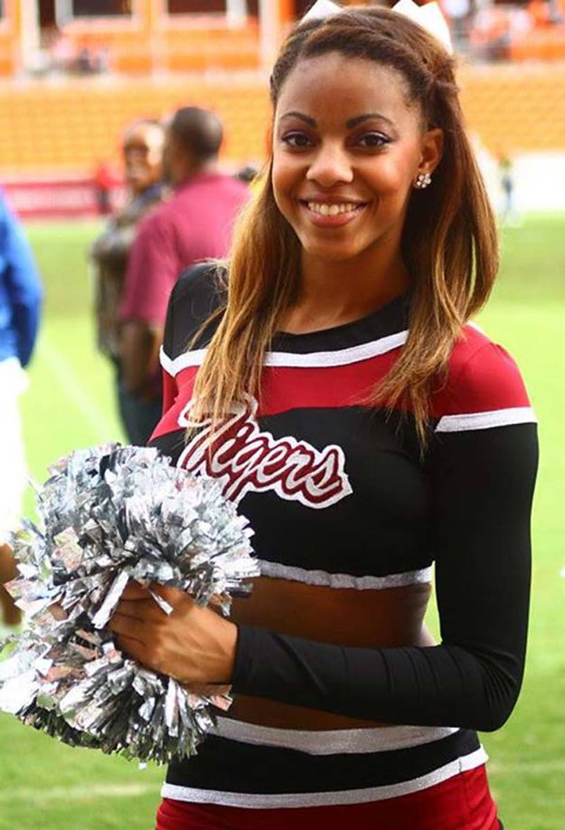 Texas-Southern-Cheereaders.jpg